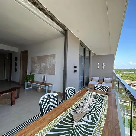 En Frente Al Mar Con piscina Apartment *