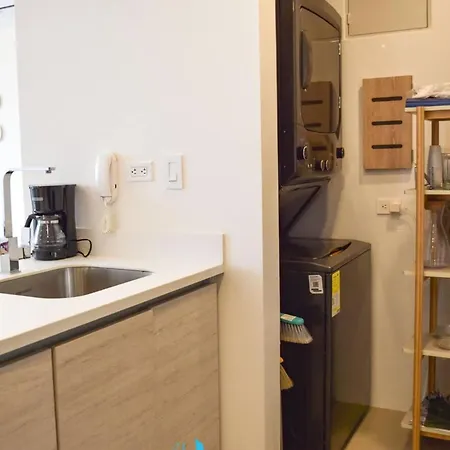 Apartamento En Frente Al Mar Con piscina *