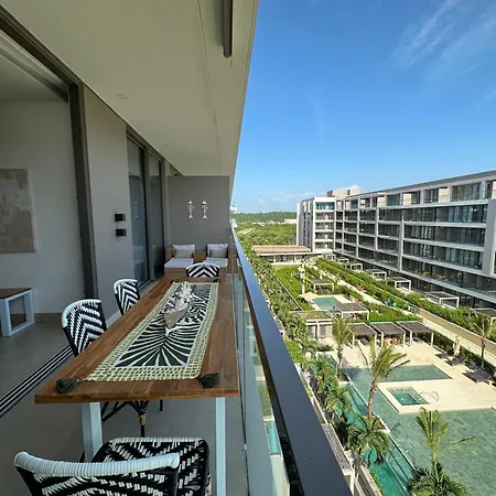 En Frente Al Mar Con piscina Apartamento *